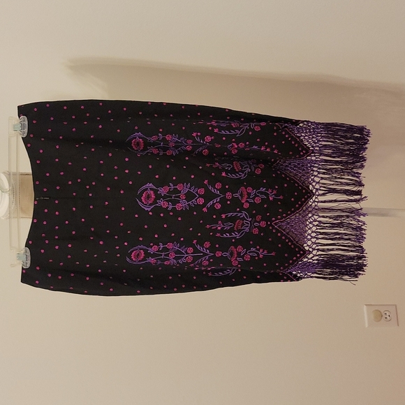 Vintage Crossing Pointe embroidered black skirt with fringe in size 10 - Picture 5 of 11